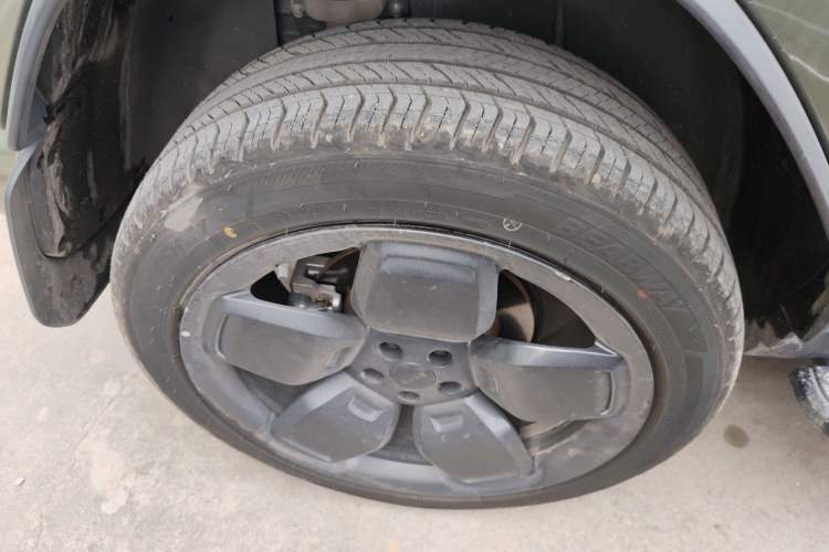 Used  V23 2025 501 Four-Wheel Drive Intelligent Driving Version
