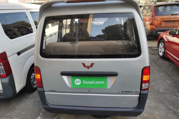 Used Wuling Zhiguang 2015 1.2L Practical LS-I Model
