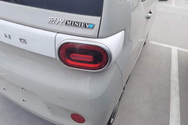 Used Wuling Hongguang MINIEV 2024 3rd Generation 215km Youth Edition
