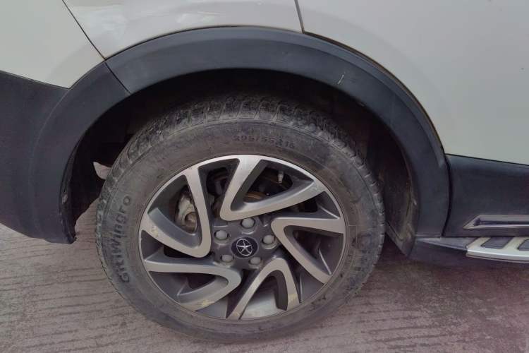 Used  Refine S3 2016 1.5L Manual Luxury Smart Version
