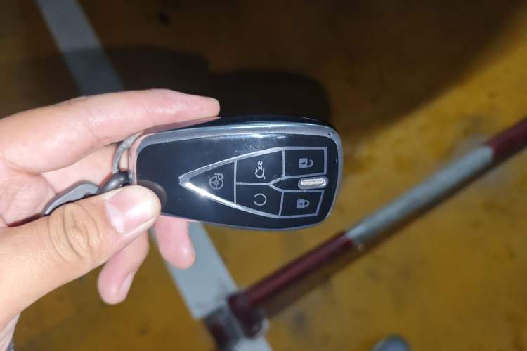 Used Changan UNI-T 2023 2nd Generation 1.5T Flagship Version
