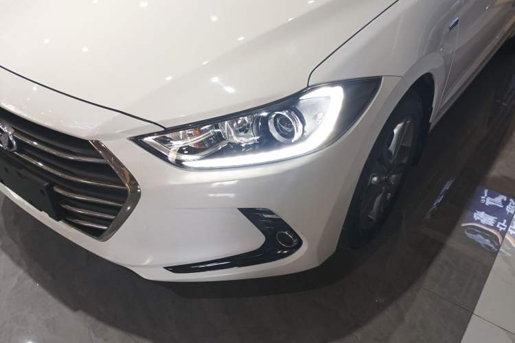 Used Hyundai Elantra 2016 1.4T Dual-Clutch Xuan Dong · Dynamic Version
