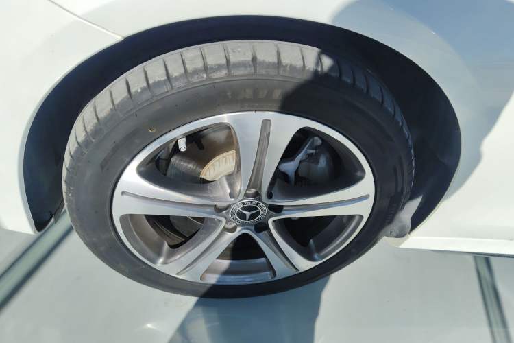 Used Mercedes-Benz E-Class 2018 Facelift E 200 L Sport Edition
