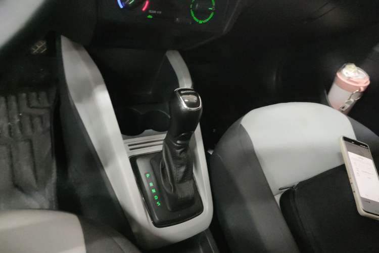 Used Skoda Fabia 2015 1.4L Automatic Front-Drive Model