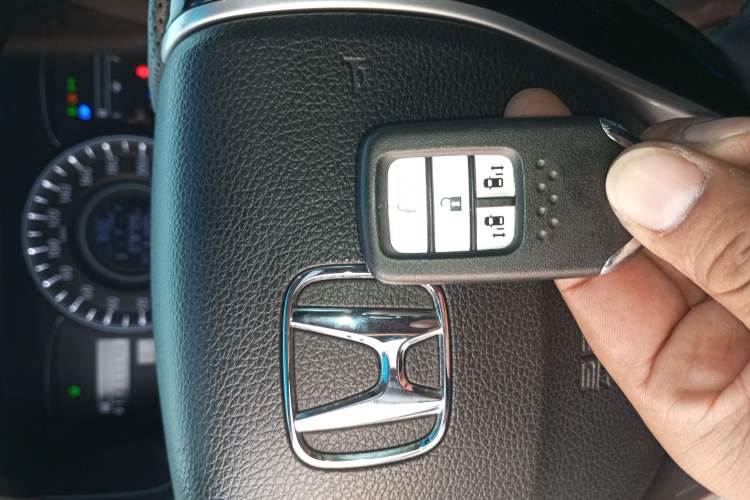 Used Honda Odyssey 2018 2.4L Luxury Edition
