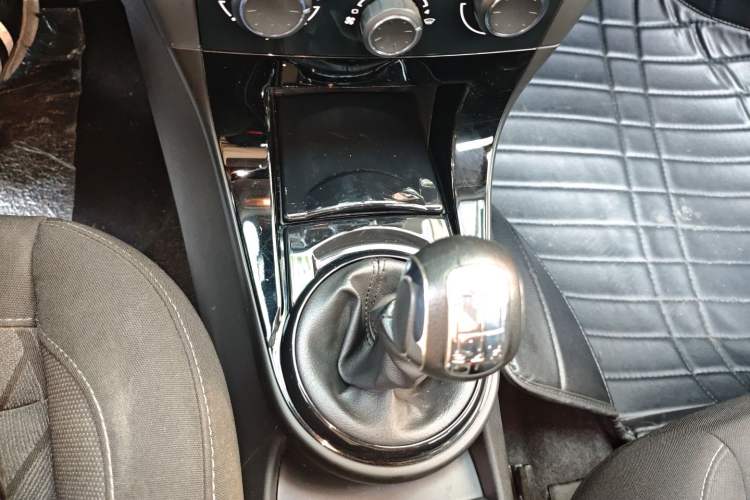 Used Citroen C-Quatre 2016 Classic Sedan 1.6L Manual - Premium Version
