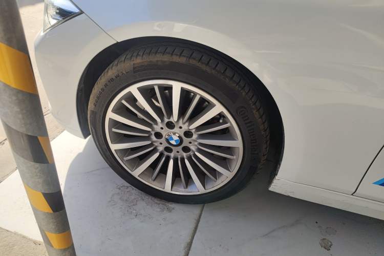 Used BMW 3 Series 2019 320Li Fashion Model

