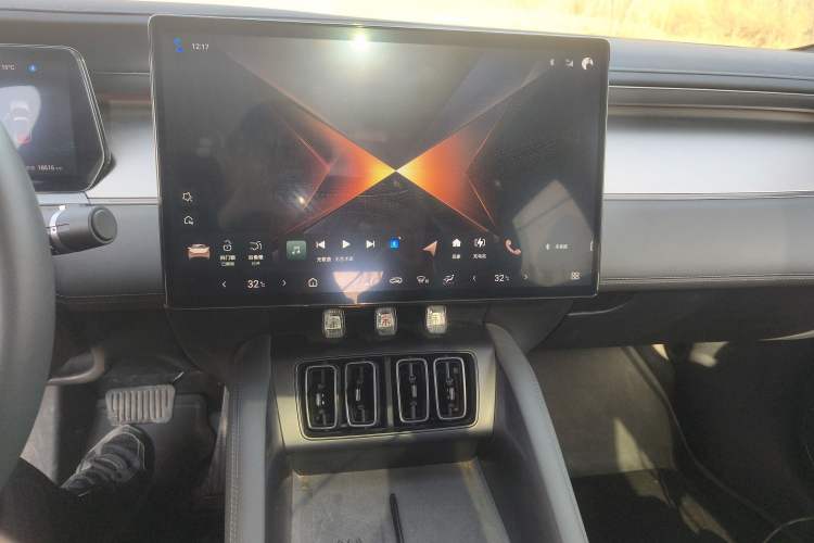 Used BYD Song L EV 2025 Intelligent Driving Version 662 km LiDAR Excellence Edition