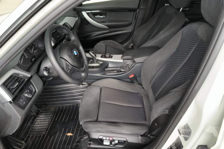 Used BMW 3 Series 2017 320i M Sport
