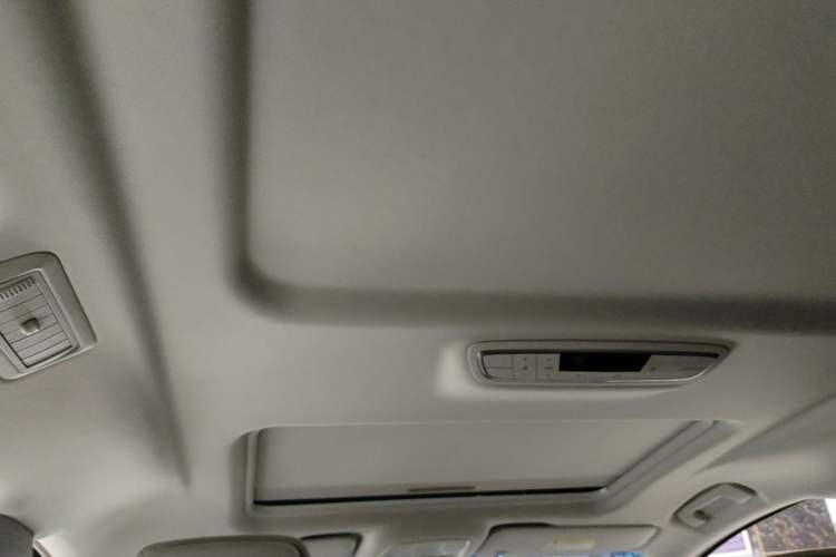 Used Buick GL8 2023 ES Lu Zun Comfort Model
