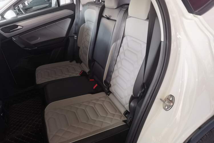 Used Volkswagen Tayron 2023 Revised Version 380TSI All-Wheel Drive R-Line High-Energy Edition