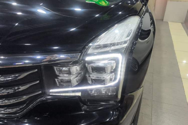 Used GAC Trumpchi GS8 2017 320T Two-Wheel Drive Luxury Smart Connectivity Version (7 Seats)
