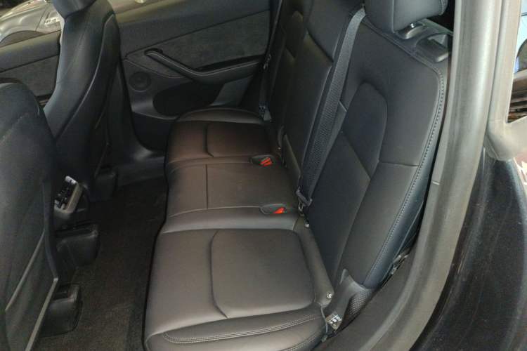 Used Tesla Model Y 2024 Rear-Wheel-Drive Version