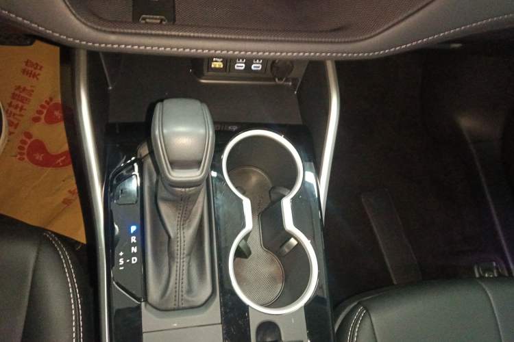 Used Toyota Highlander 2024 2.5L Smart Electric Hybrid Dual-Motor Two-Wheel-Drive Elite Edition 5 Seats
