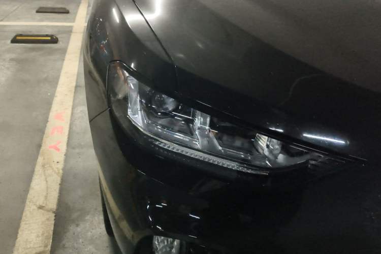 Used Wey VV5 2017 2.0T Flagship Edition
