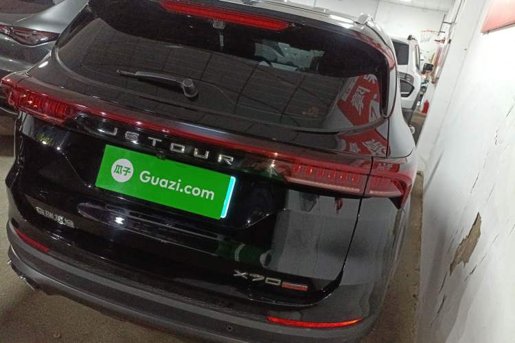 Used JETOUR X70 PLUS 2023 1.5T DCT Brave PLUS 5-Seater
