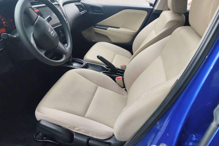 Used Honda City 2015 1.5L CVT Comfort Version
