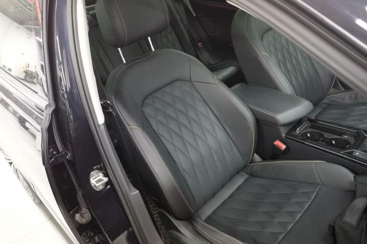 Used Volkswagen Passat 2021 330TSI Luxury Edition