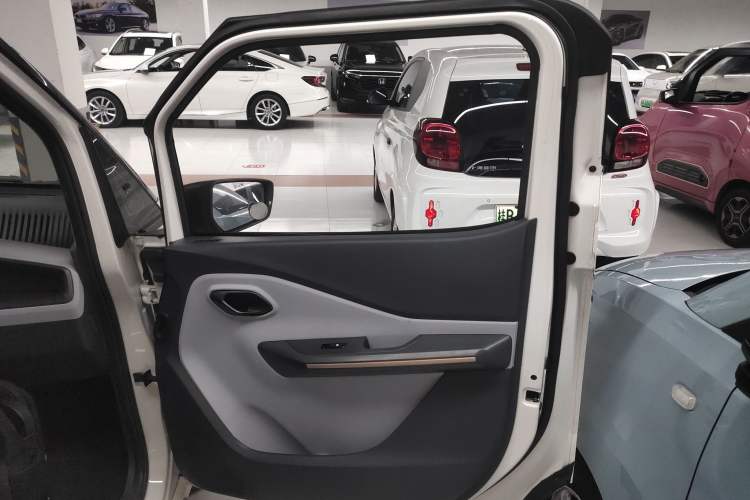 Used Baojun E200 2019 250KM Smart Drive Edition
