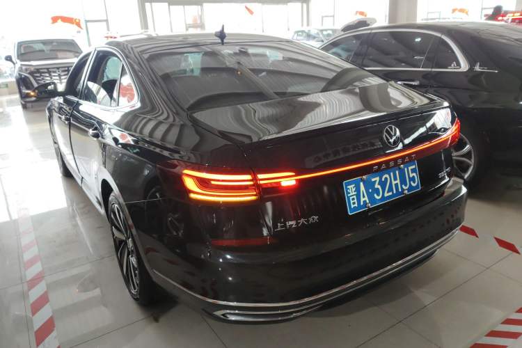 Used Volkswagen Passat 2023 330TSI Elite Edition
