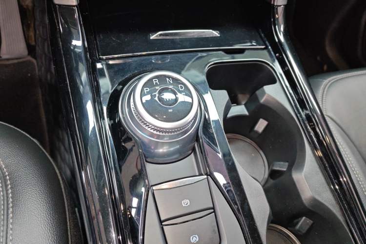 Used Ford Explorer 2020 EcoBoost 285 4x4 Titanium Edition 7-Seater
