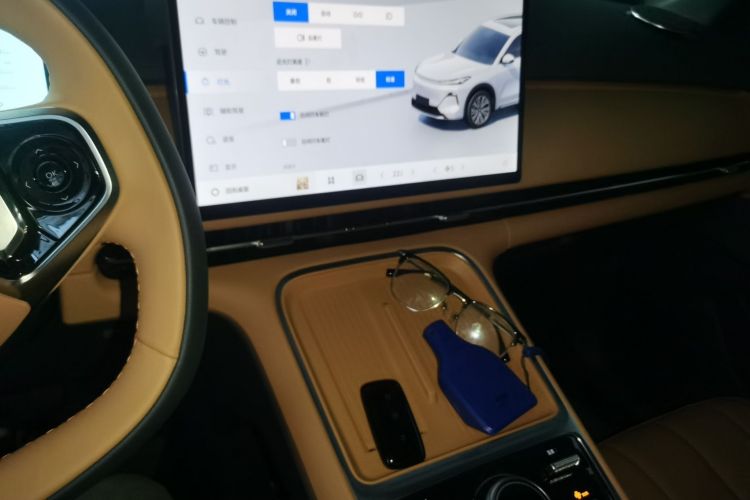 Used  Galaxy Xingjian 7 EM-i 2025 120km Exploration+ Version
