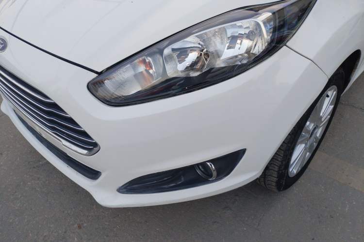 Used Ford Fiesta 2013 Hatchback 1.5L Automatic Fashion Edition