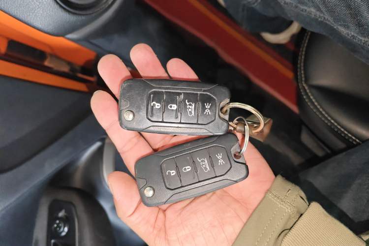 Used  Renegade 2018 Connected Large Screen Version 180T Automatic High-Energy Edition
