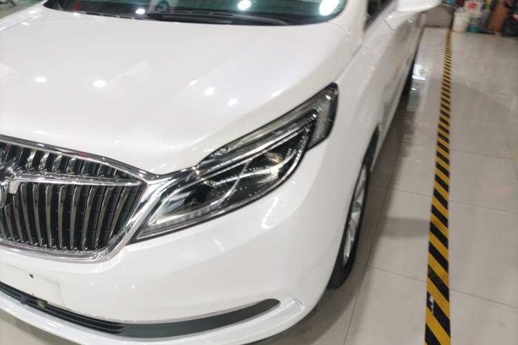 Used Buick GL8 2017 ES 28T Premium Version China V Standard