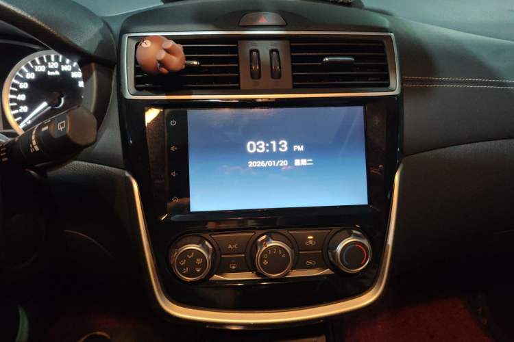 Used Nissan Tiida 2019 1.6L CVT Smart Drive Version China VI Standard