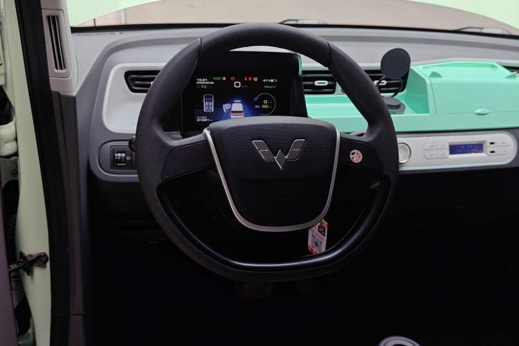 Used Wuling Hongguang MINIEV 2021 Macaron Premium Model – Lithium Iron Phosphate
