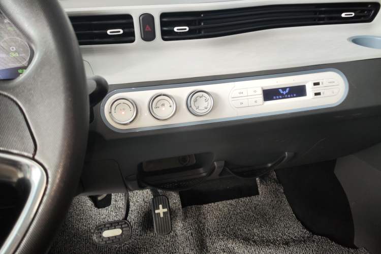 Used Wuling Hongguang MINIEV 2021 Macaron Premium Model – Lithium Iron Phosphate