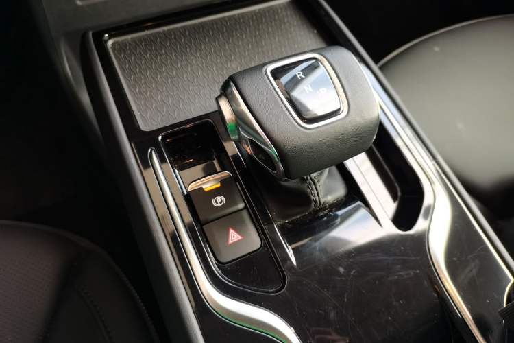 Used Hongqi E-QM5 2021 Online Booking Charging T3 Edition 5-Seater
