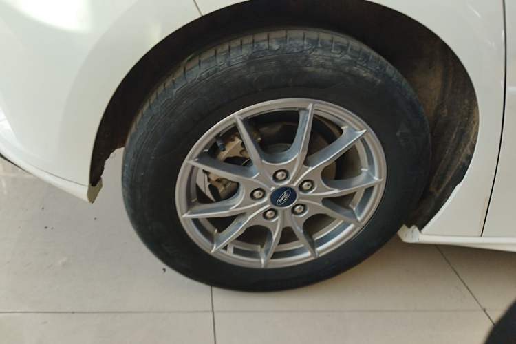 Used Ford Focus 2020 Hatchback 1.5L Automatic Sharp Edition
