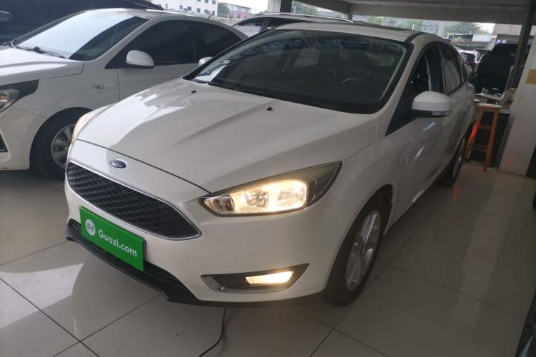 Used Ford Focus 2015 Hatchback 1.6L Automatic Fashion Edition