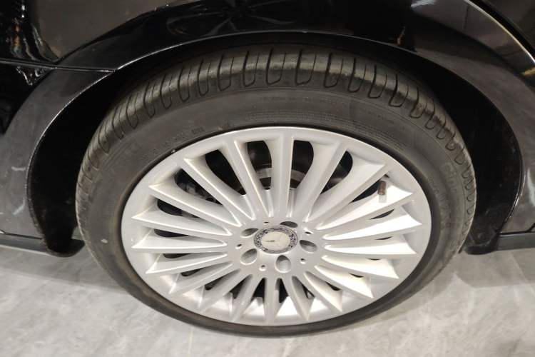 Used Mercedes-Benz E-Class 2015 E 320 L
