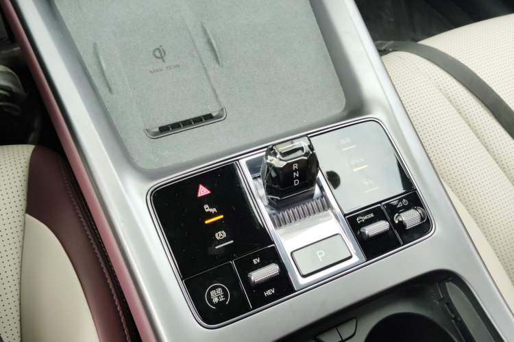 Used BYD Seal 2023 DM-i 1.5L 121km Prestige Model
