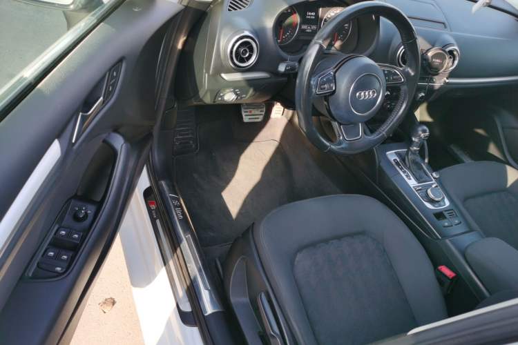 Used Audi A3 2016 Limousine 35 TFSI Ambition Edition
