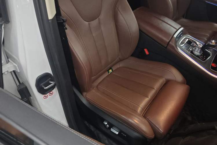 Used BMW X5 2019 xDrive40i M Sport Package