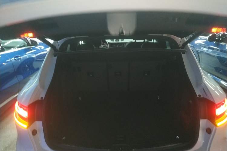 Used Porsche Macan 2025 Macan 2.0T Dream-Chasing Edition
