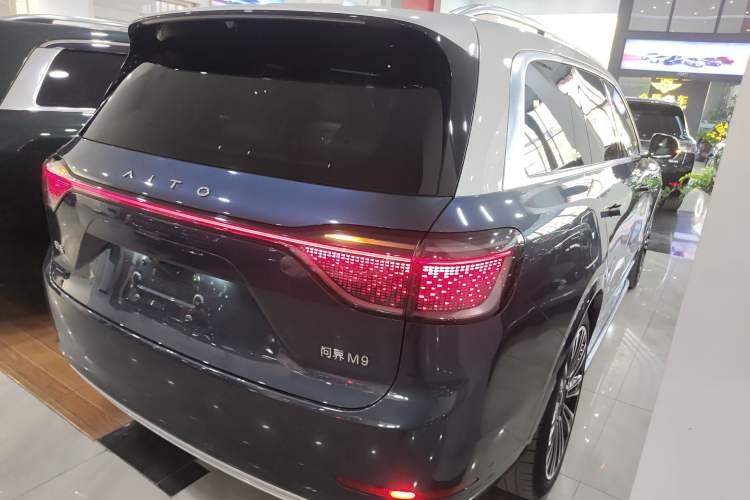 Used Hima AITO M9 2024 Range-Extended Ultra Version 42 kWh 6-Seater Model
