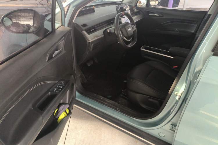 Used NETA V 2022 Chao 300 Lite Ternary Lithium