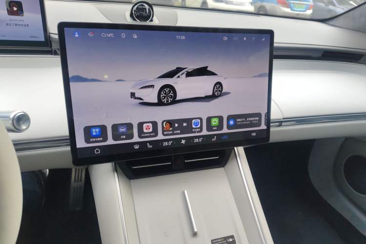 Used Hima Luxeed S7 2025 855 km Max