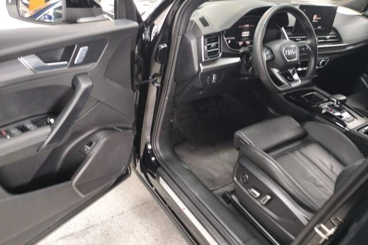 Used Audi Q5L 2023 40T Luxury Dynamic Model