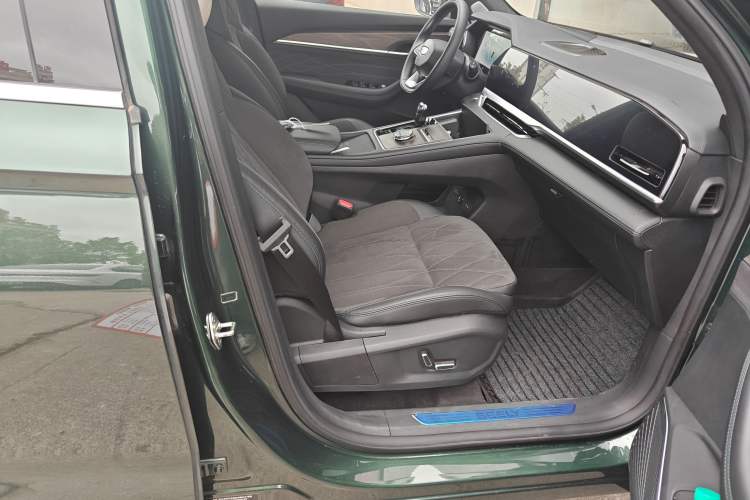 Used Geely Auto Monjaro L 2025 Dongfang Yao 2.0TD Automatic Lanxing Edition