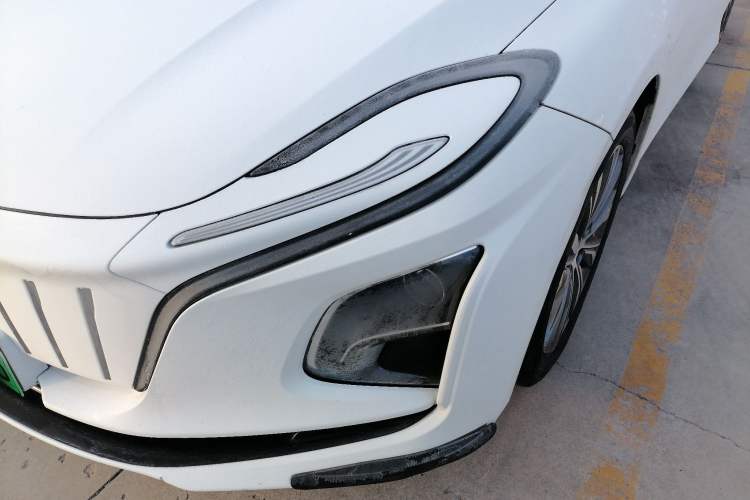 Used Hongqi E-QM5 2023 620km PLUS
