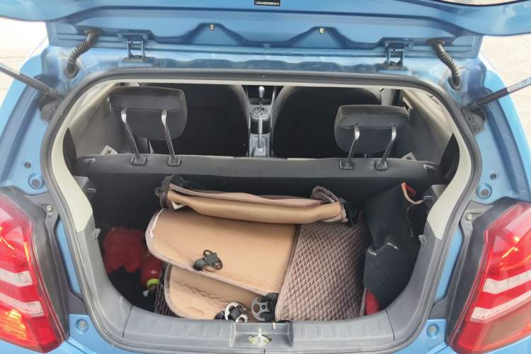 Used Suzuki Alto 2013 1.0L Automatic Luxury Model
