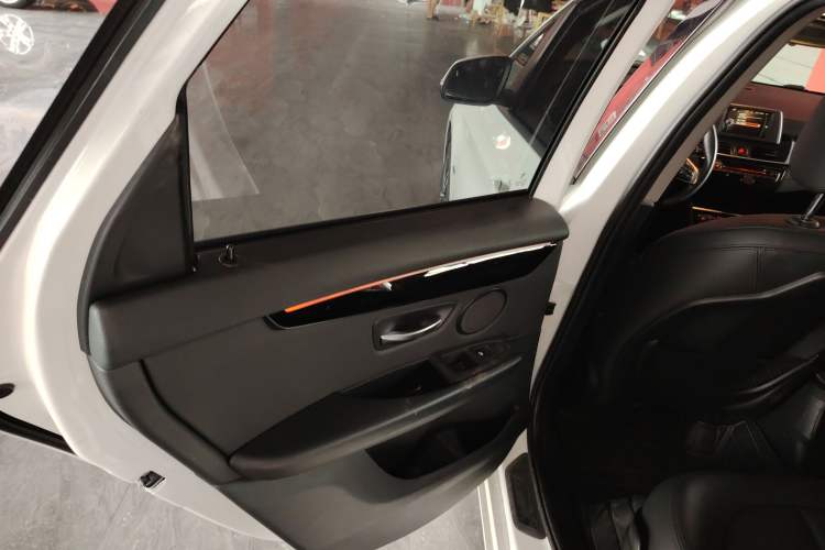 Used BMW 2 Series Active Tourer 2016 218i Sports Design Package
