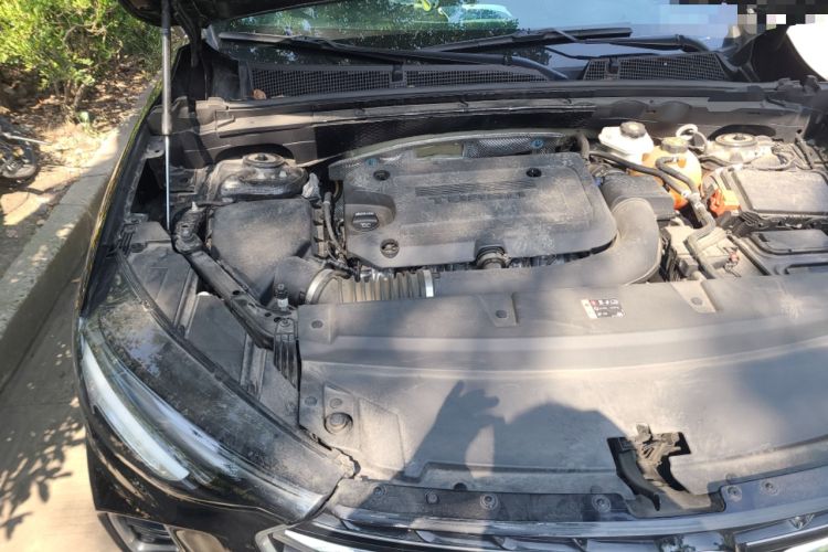 Used Buick Envision 2020 Encore S 652T Two-Wheel Drive Luxury Model
