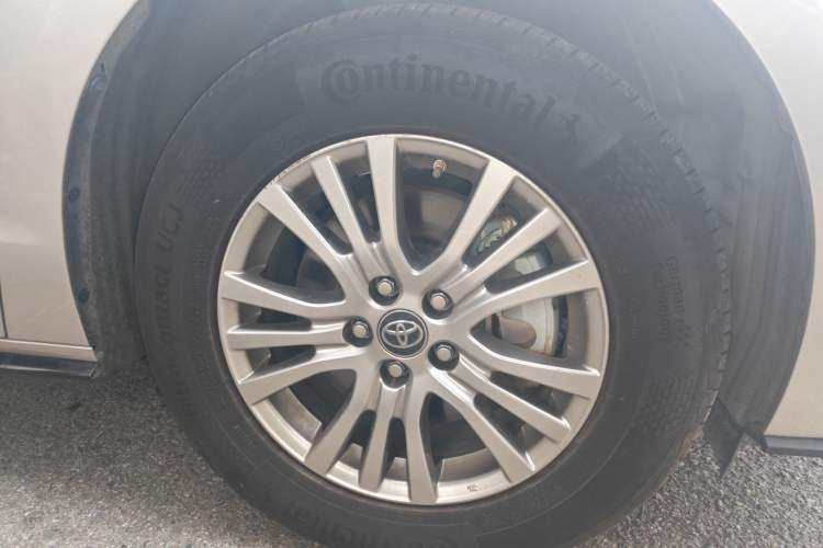 Used Toyota Sienna 2021 2.5L Hybrid Premium Edition
